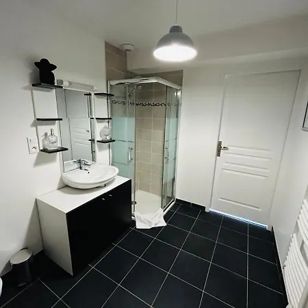 Doyen 2 - Reposant - Proche Centre Appartement Reims